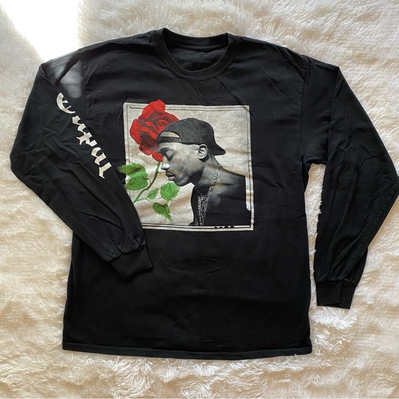 Other - Vintage Tupac long sleeve shirt